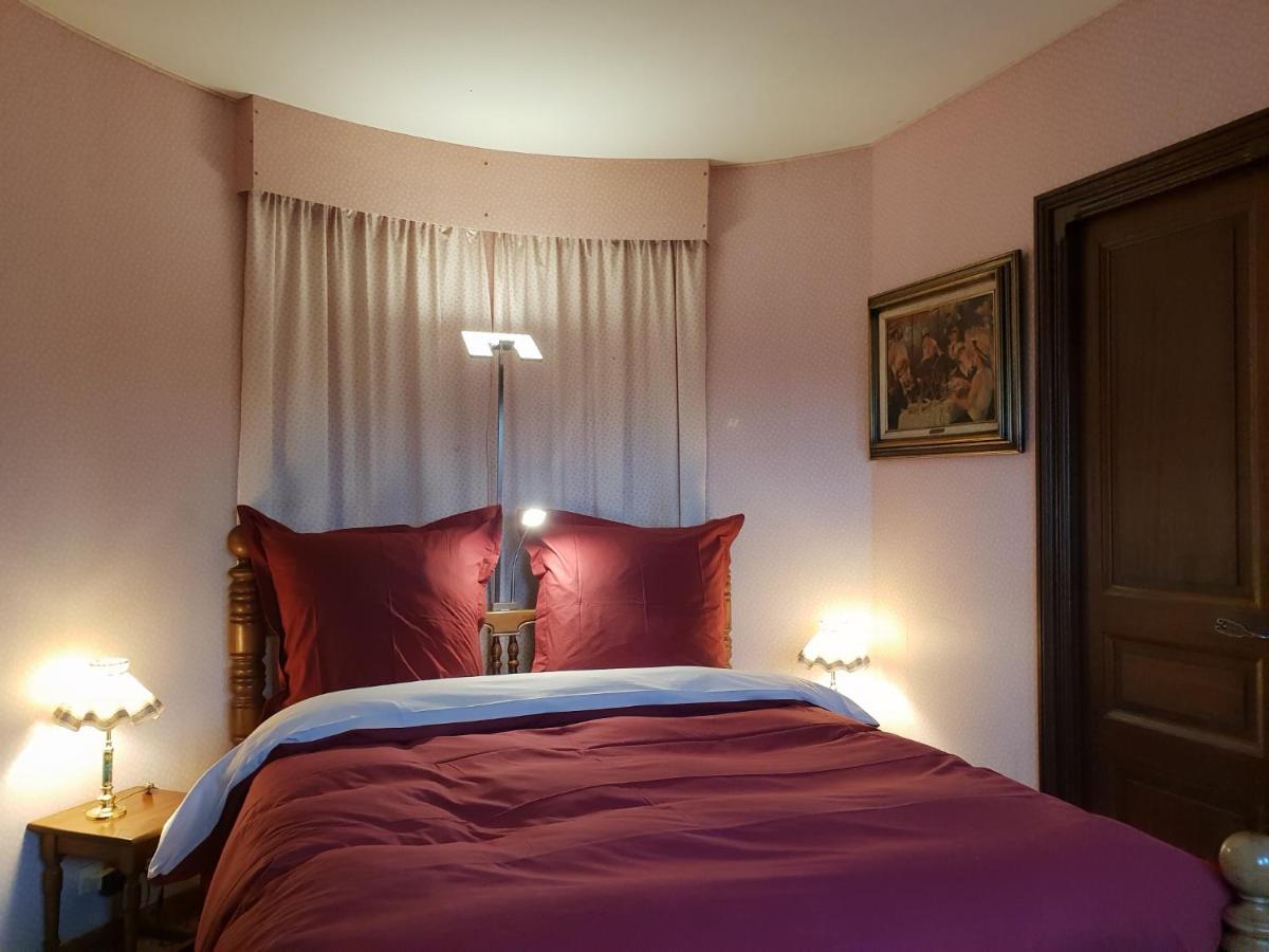 Le Fuchier Bed & Breakfast Saint-Martin-de-Fressengeas Dış mekan fotoğraf